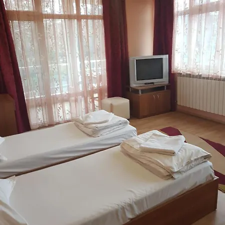Hotel Briz Karnobat